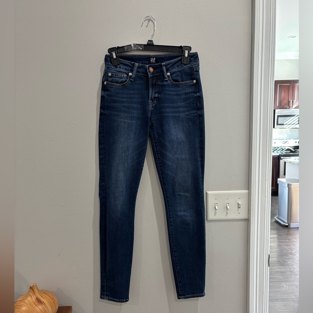 Gap Curvy True Skinny Jeans